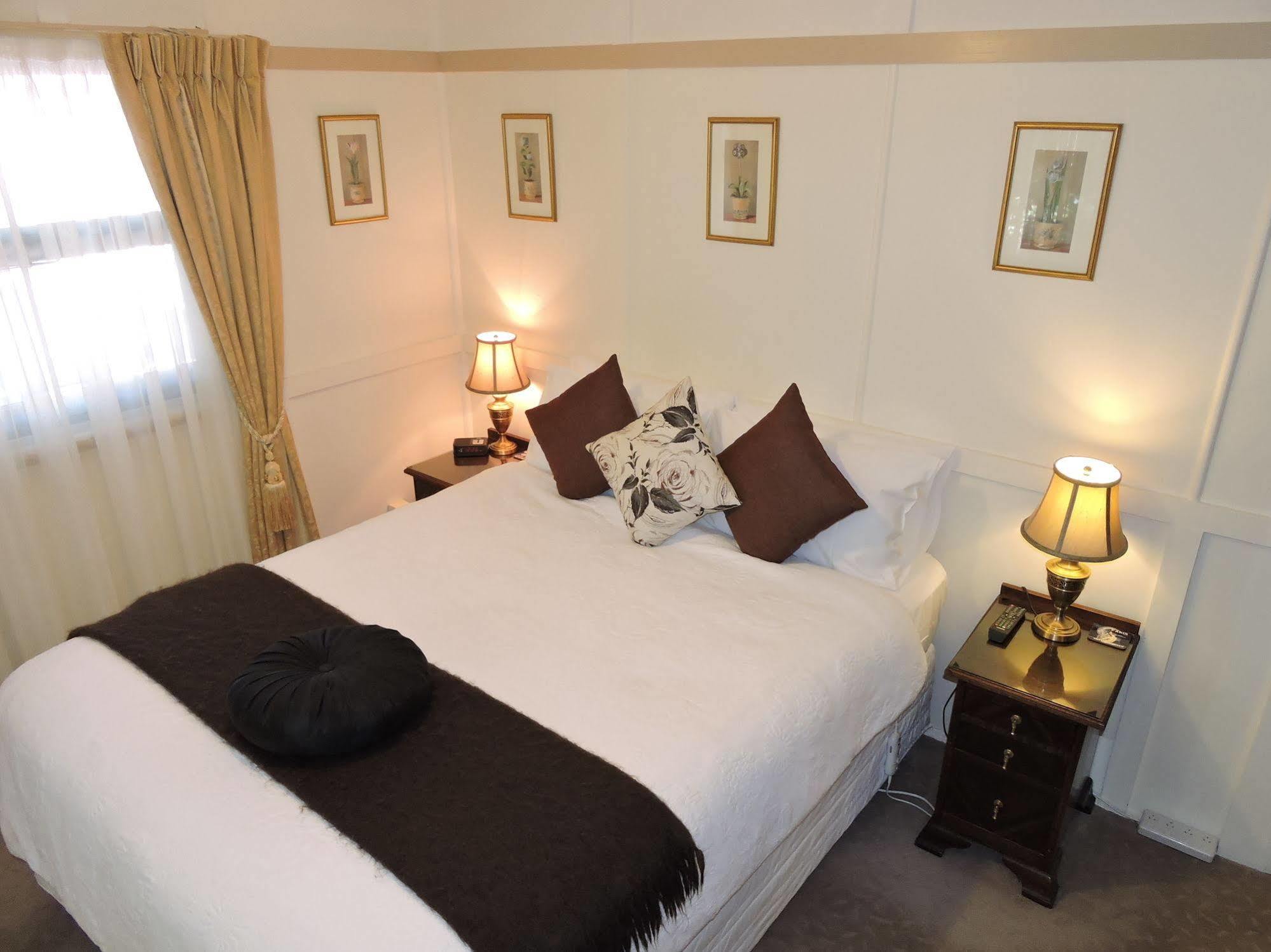 Kubba Roonga Guesthouse - Boutique Luxury Spa Retreat & Gardens - Blue Mountains Blackheath Eksteriør billede