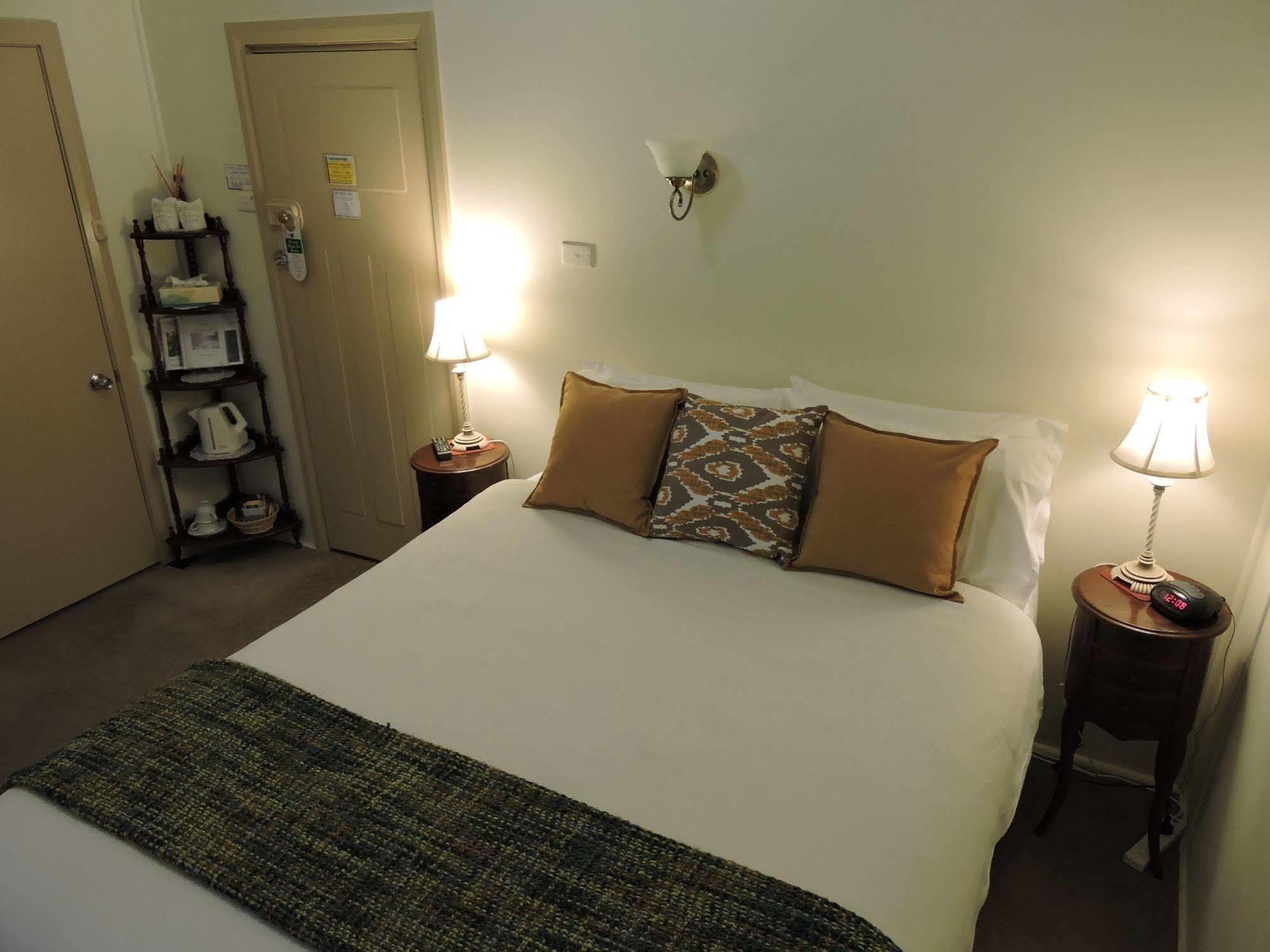 Kubba Roonga Guesthouse - Boutique Luxury Spa Retreat & Gardens - Blue Mountains Blackheath Eksteriør billede