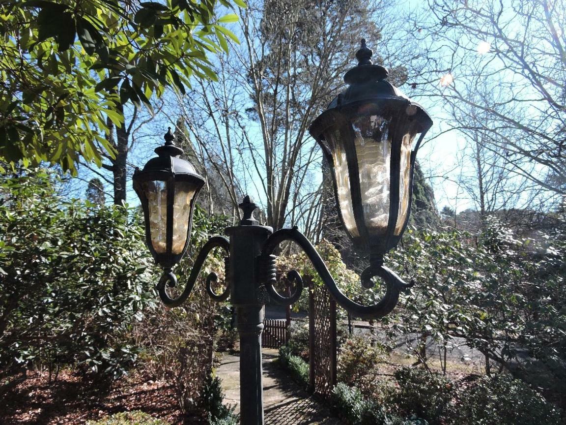 Kubba Roonga Guesthouse - Boutique Luxury Spa Retreat & Gardens - Blue Mountains Blackheath Eksteriør billede